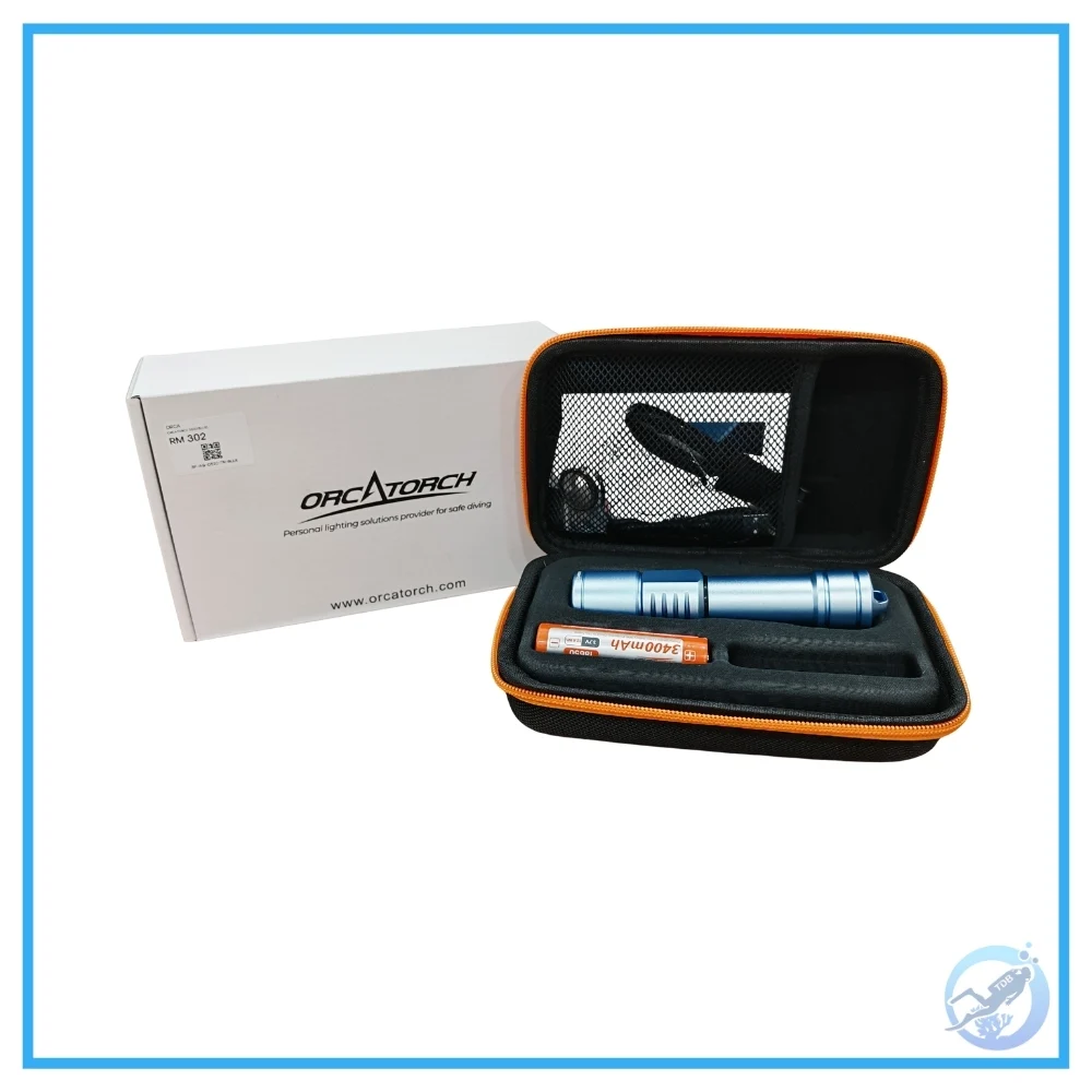 ORCATORCH D520 Scuba Torch Light